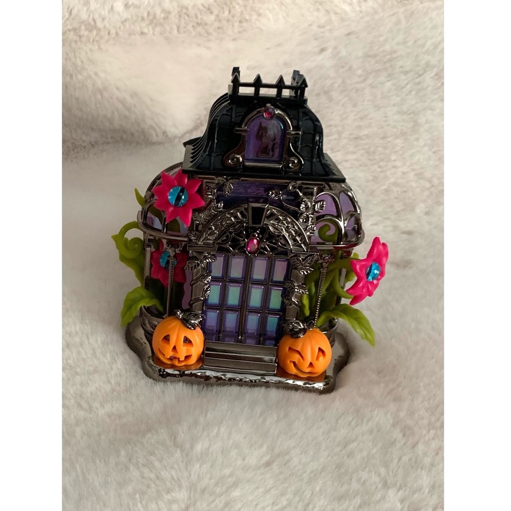 Bath & Body Works. HAUNTED Wallflower